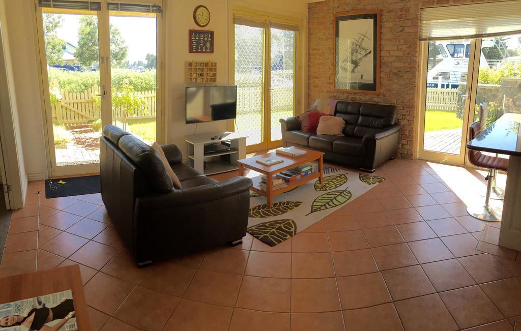 Dockside Waterfront Indulgence Villa Port Fairy Bagian luar foto